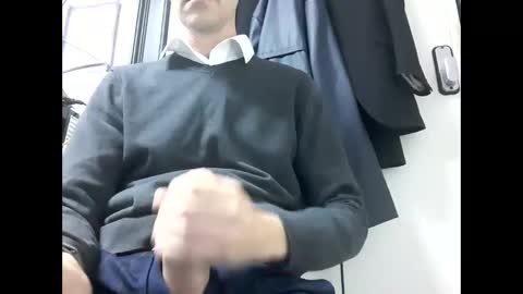 higradez online show from October 9, 2025, 8:56 am