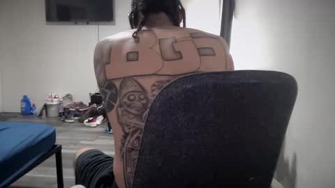 Snapshot of hihello4000 chatting on November 5, 2025, 4:51 pm hihello4000 online show from November 5, 2025, 4:51 pm