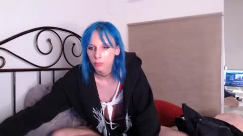 hi im Hika online show from July 26, 2026, 7:43 pm