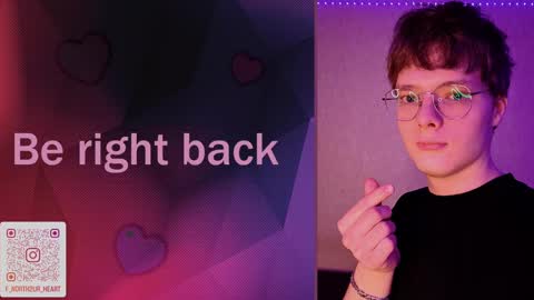 Snapshot of hikaru_heart chatting on March 8, 2025, 5:43 pm Hikaru online show from March 8, 2025, 5:43 pm
