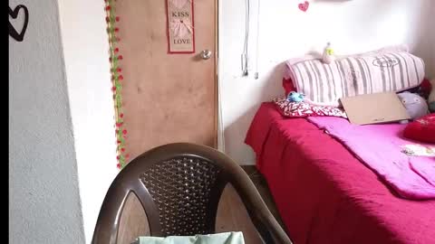 Tatiana online show from December 4, 2025, 7:11 pm