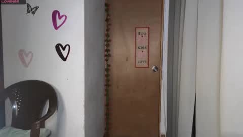 Tatiana online show from December 17, 2025, 4:51 am