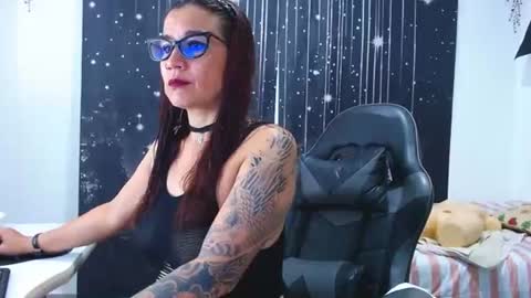 hikaryfire online show from June 22, 2026, 12:13 pm