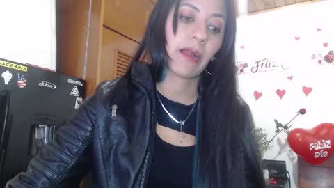 Snapshot of hilari18 chatting on February 15, 2025, 2:15 am hilaril18 online show from February 15, 2025, 2:15 am