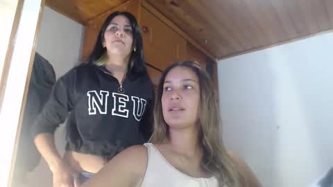 Snapshot of hilari18 chatting on September 26, 2025, 11:31 pm hilaril18 online show from September 26, 2025, 11:31 pm
