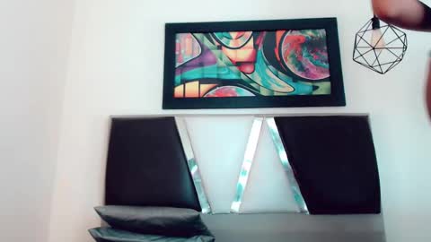 Snapshot of hilary_avilan chatting on February 25, 2026, 7:34 pm Hilary Avilan online show from February 25, 2026, 7:34 pm