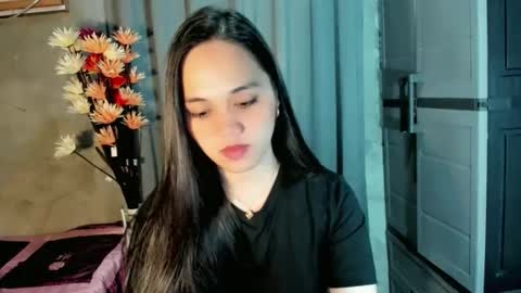 Snapshot of hilarymolly chatting on February 9, 2026, 9:30 pm hilarymolly online show from February 9, 2026, 9:30 pm