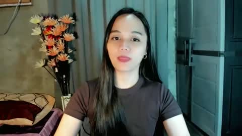 Snapshot of hilarymolly chatting on March 1, 2026, 2:46 am hilarymolly online show from March 1, 2026, 2:46 am