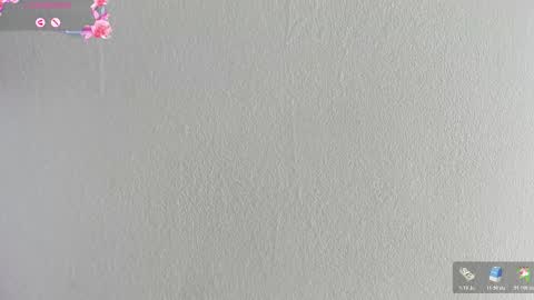 Snapshot of hilarythomsom chatting on February 20, 2026, 12:05 pm Hilary Thomsom online show from February 20, 2026, 12:05 pm