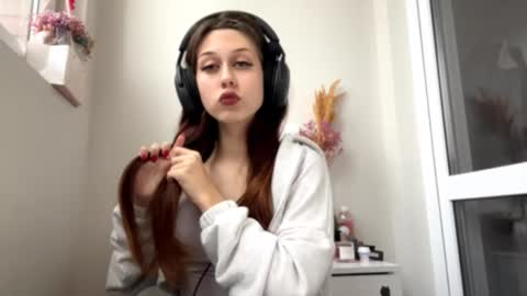 Hi Im Elizabeth online show from October 9, 2025, 1:20 pm