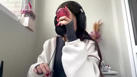 Hi Im Elizabeth online show from October 15, 2025, 1:22 pm