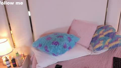 Hillary online show from February 21, 2025, 10:48 pm