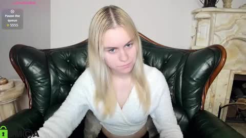 hilleva online show from November 20, 2025, 9:31 am