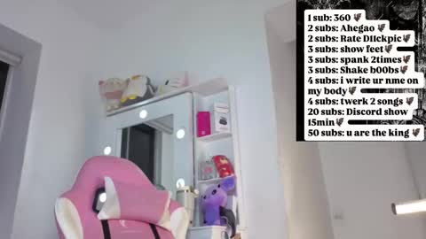 hillsdandarkie_44 online show from October 18, 2025, 2:25 am