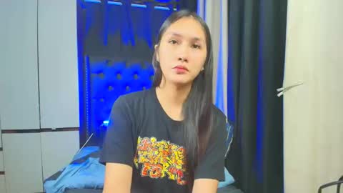 Snapshot of himarika chatting on November 18, 2025, 1:00 am yuricah online show from November 18, 2025, 1:00 am