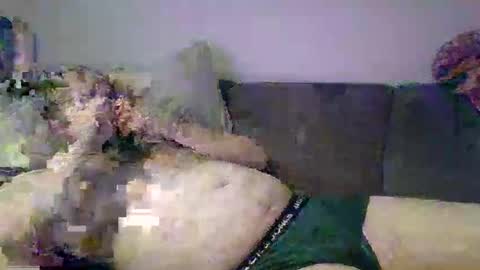 Snapshot of himree chatting on September 16, 2025, 5:58 pm Himre online show from September 16, 2025, 5:58 pm