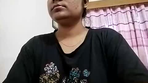 himuhimu22 online show from April 15, 2026, 9:05 am