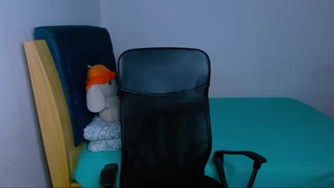 Snapshot of hinata_9 chatting on March 3, 2026, 2:01 pm 0600AM-1100AM - online show from March 3, 2026, 2:01 pm