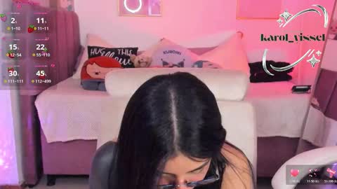  Karol  Independent Model online show from November 12, 2025, 1:28 am