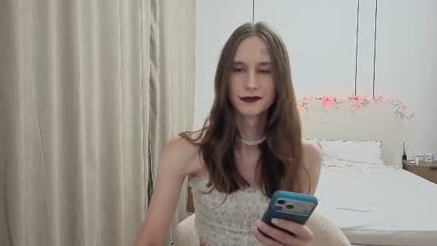 Snapshot of hinoxy chatting on August 5, 2026, 8:55 pm Magnetic Live Show online show from August 5, 2026, 8:55 pm