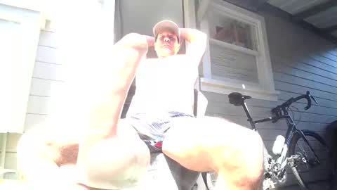 Hippie Jijm online show from June 6, 2026, 6:34 pm
