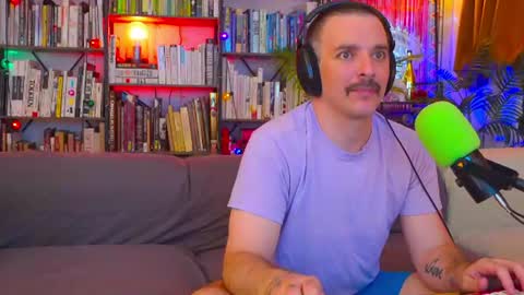 HipsterTrash Clark one half of Task Manager online show from June 14, 2026, 2:52 pm