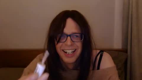 HiRiley online show from October 31, 2025, 10:00 pm