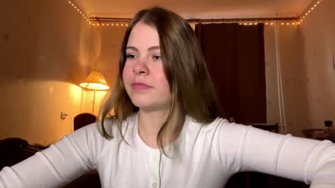 I am Amy ntmu Lets hit 10 Thumbs Up together online show from February 24, 2026, 1:20 pm