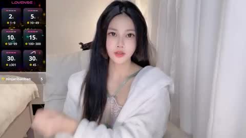 hkchengcheng online show from December 19, 2025, 5:31 pm