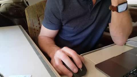 Nick online show from November 16, 2025, 10:59 pm