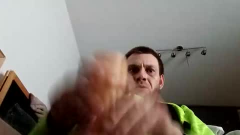 Snapshot of hnkkk88888 chatting on November 15, 2025, 8:33 am Fucker online show from November 15, 2025, 8:33 am