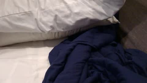 hockeyjock17 online show from March 25, 2026, 1:11 am