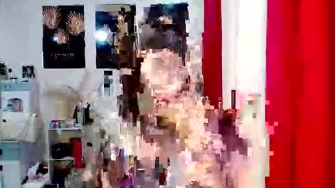 Snapshot of hoelymarie chatting on May 31, 2026, 11:28 am hoelymarie online show from May 31, 2026, 11:28 am