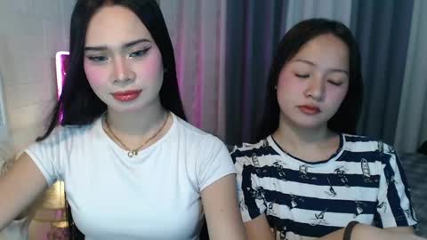 Snapshot of hoelymolly chatting on April 25, 2026, 7:22 pm hoelymolly online show from April 25, 2026, 7:22 pm