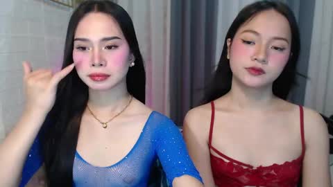 Snapshot of hoelymolly chatting on June 6, 2026, 6:12 pm hoelymolly online show from June 6, 2026, 6:12 pm