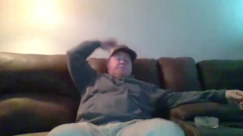 holden994 online show from November 8, 2025, 1:55 pm