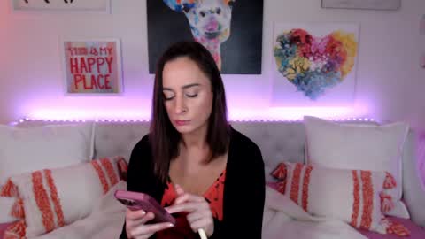 Holi Hurricane online show from March 7, 2026, 4:20 am