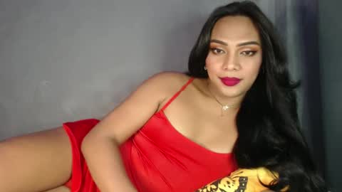 holliescarlet online show from January 4, 2025, 12:05 am