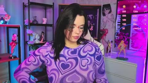 Lux online show from October 19, 2025, 4:07 pm