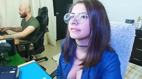 Snapshot of holly_and_honey_69 chatting on February 4, 2025, 9:52 pm Holly and Honey online show from February 4, 2025, 9:52 pm