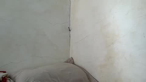holly_wyn online show from July 7, 2026, 12:24 am