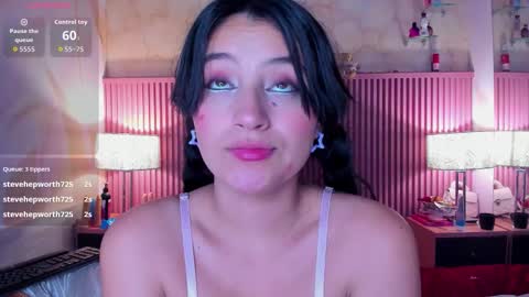 Holly online show from October 9, 2025, 1:14 am