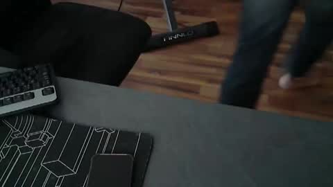 hollymollysucker online show from October 15, 2025, 8:47 am