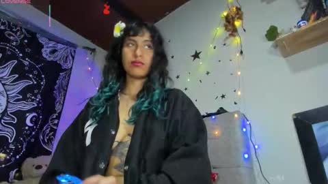 Snapshot of hollypurple chatting on February 27, 2026, 2:00 am Hades and Persefone online show from February 27, 2026, 2:00 am