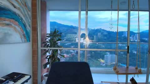 hollyshit_ online show from March 23, 2026, 11:20 pm