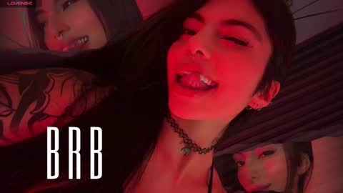 Snapshot of hollyxx_ chatting on February 27, 2025, 7:47 pm holly online show from February 27, 2025, 7:47 pm