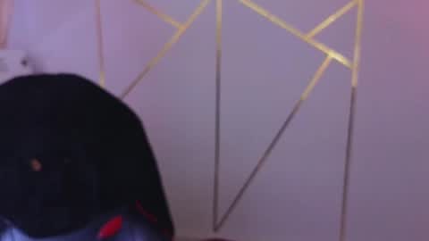 Snapshot of hollyxx_ chatting on November 17, 2025, 4:13 pm holly online show from November 17, 2025, 4:13 pm