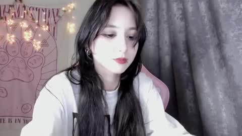 Ho Lee Sheet online show from September 13, 2025, 4:51 pm