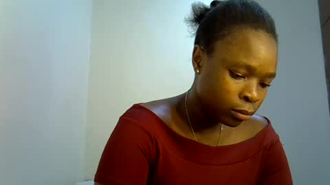 holy_ebony online show from July 1, 2026, 3:23 pm