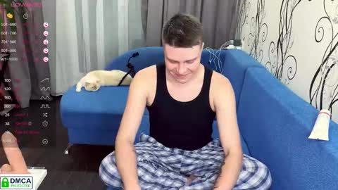 holy_eggs_00 online show from October 20, 2025, 3:56 pm